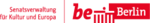 Das Logo der Berliner Senatverwaltung für Kultur und Europa in rot zeigt den Schriftzug "be Berlin" kombiniert mit einem stilisierten Brandenburger Tor.