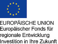 EFRE Logo: Die Europa-Fahne, gelbe Sterne im Kreis auf blauem Grund, darunter der Schriftzug "Europäische Union, Europäischer Fonds für regionale Entwicklung, Investition in Ihre Zukunft".